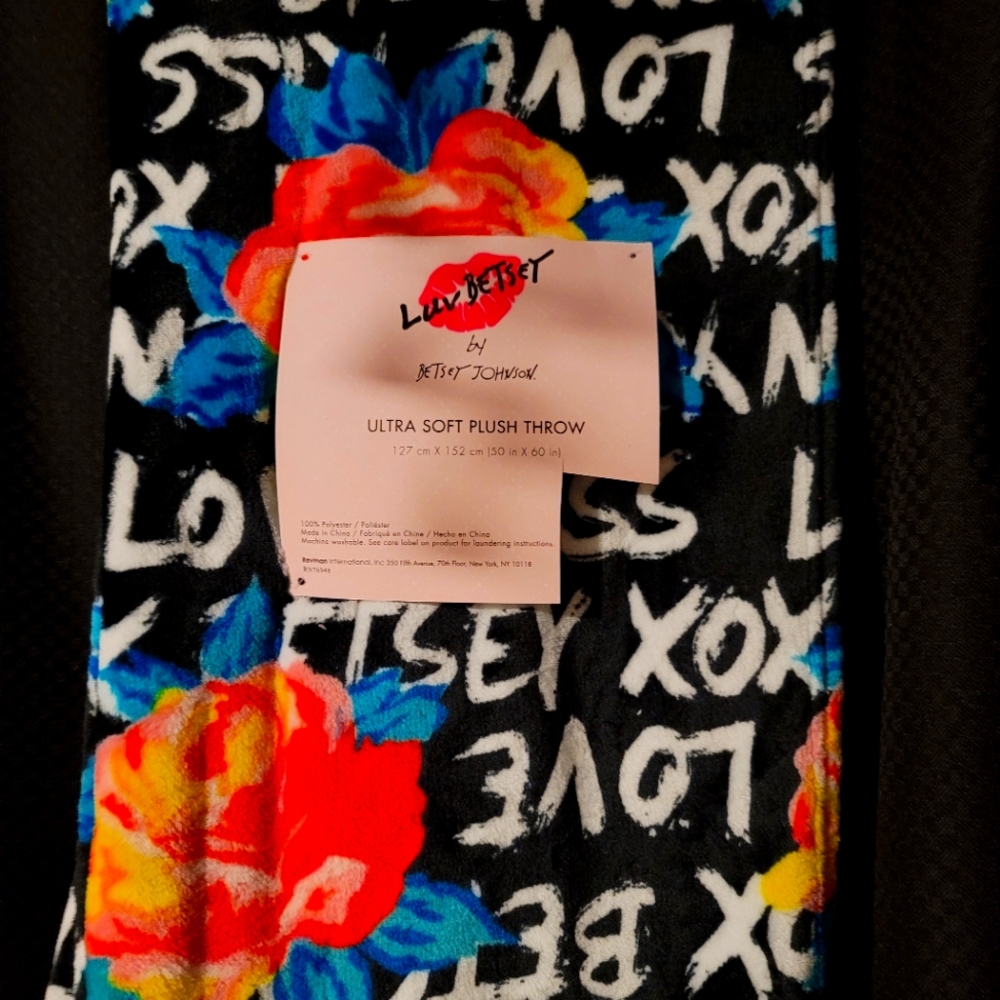 Plush throw